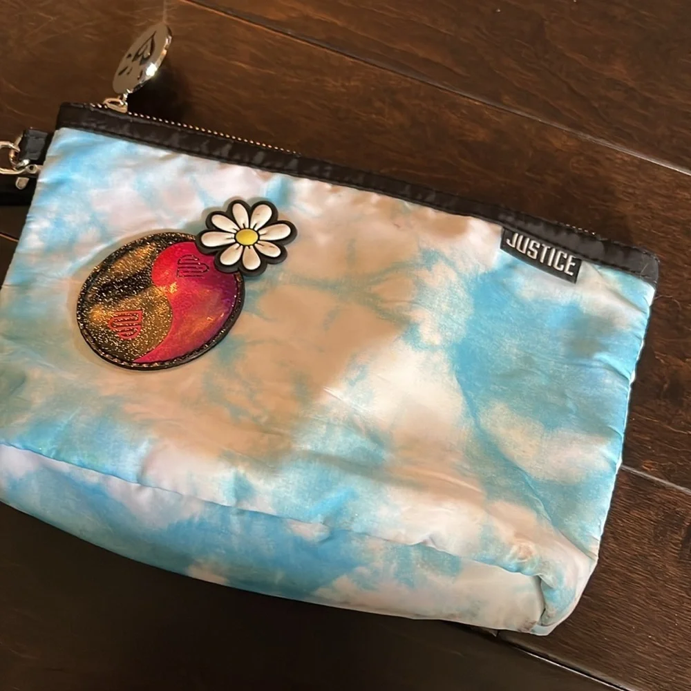 Justice cosmetic bag EUC